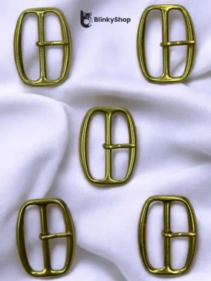 Cataramea metalica 3,8 cm, ovala, aurie, cu ac de prindere